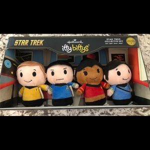 Hallmark itty bitty Star Trek set.